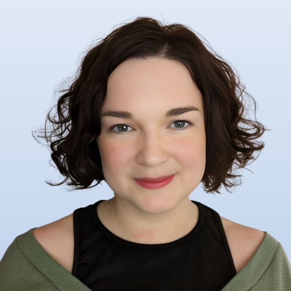 liz profile pic